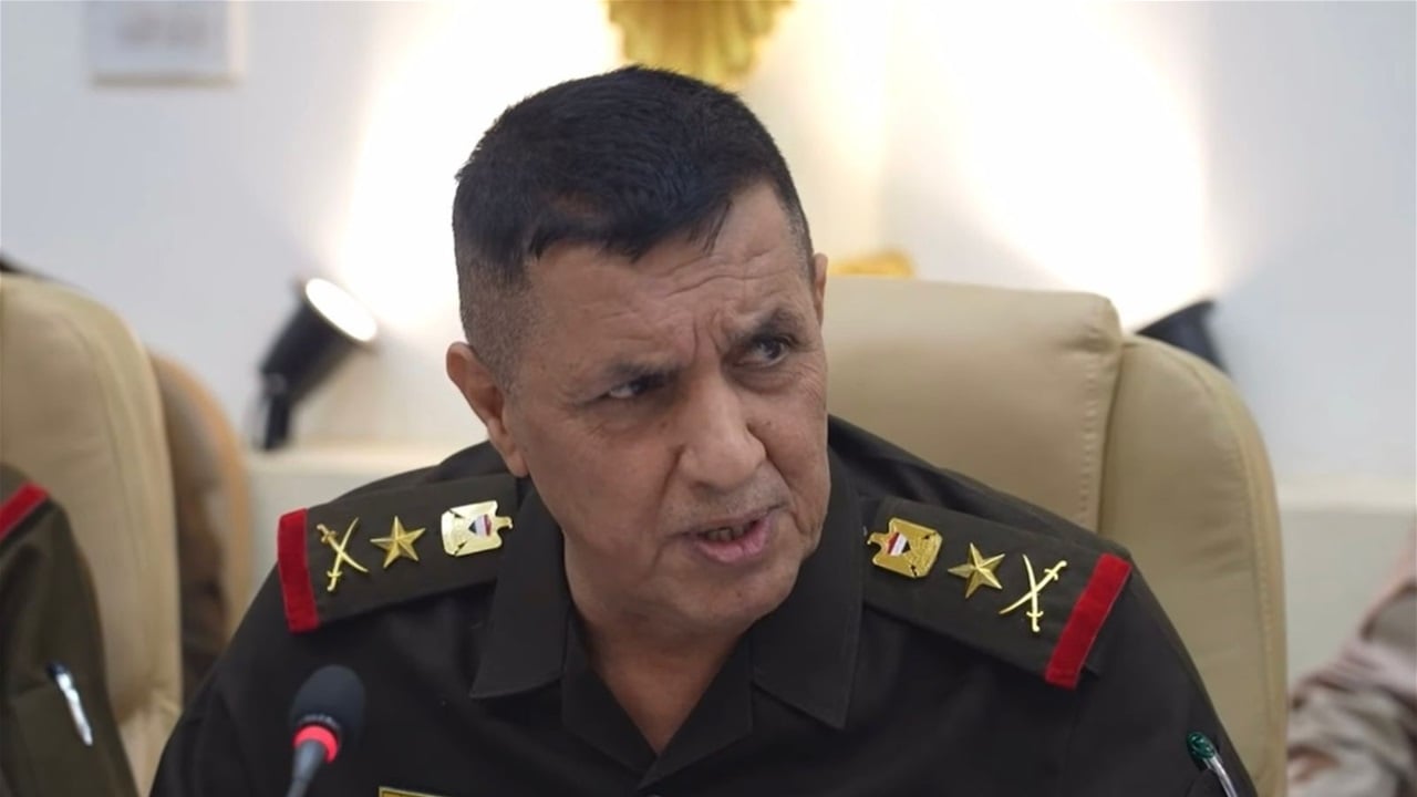القائد العام للقوات المسلحة يوافق على استئناف العمل بتأشير القدم الممنوح للضباط