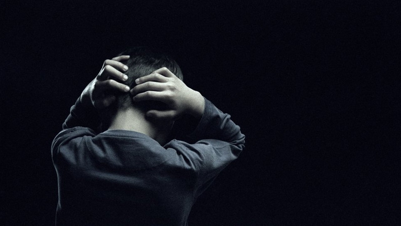 دراسة تحذر: اكتئاب الوالدين يهدد نوم الأطفال
