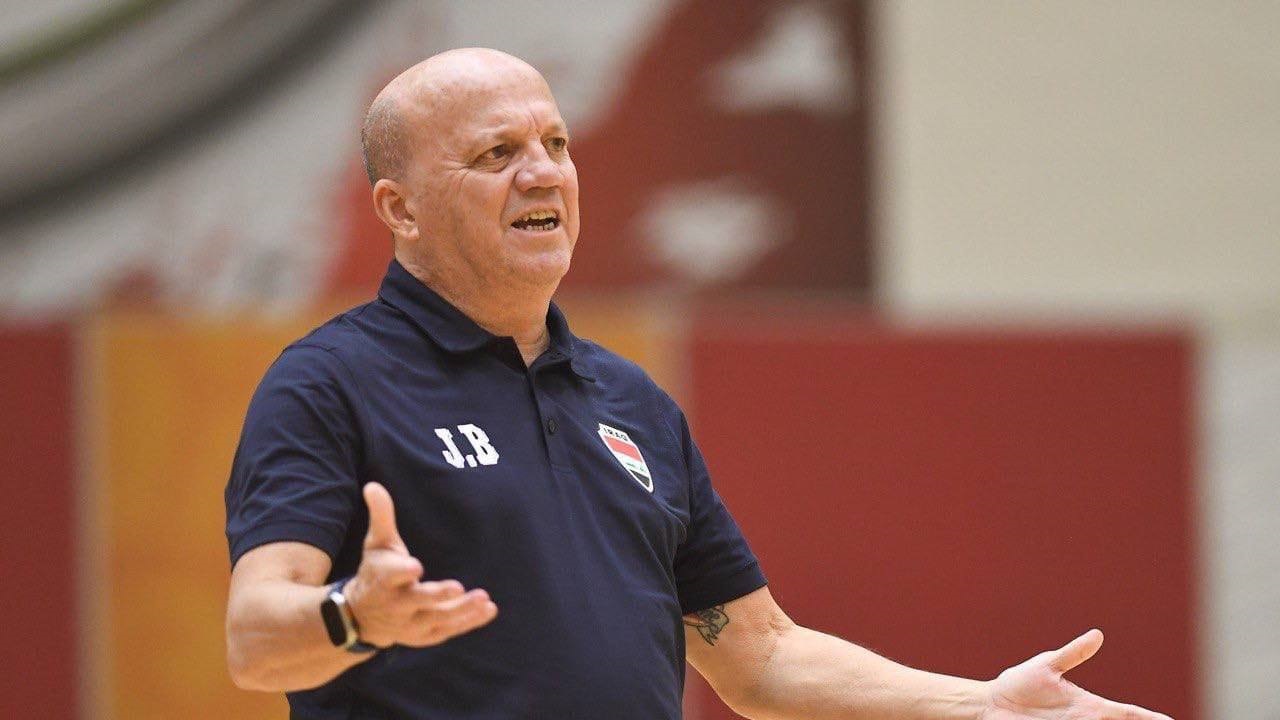 بعد رحيل غالينا.. مدرب منتخب الصالات يجتمع باللاعبين لتحفيزهم قبل تصفيات آسيا