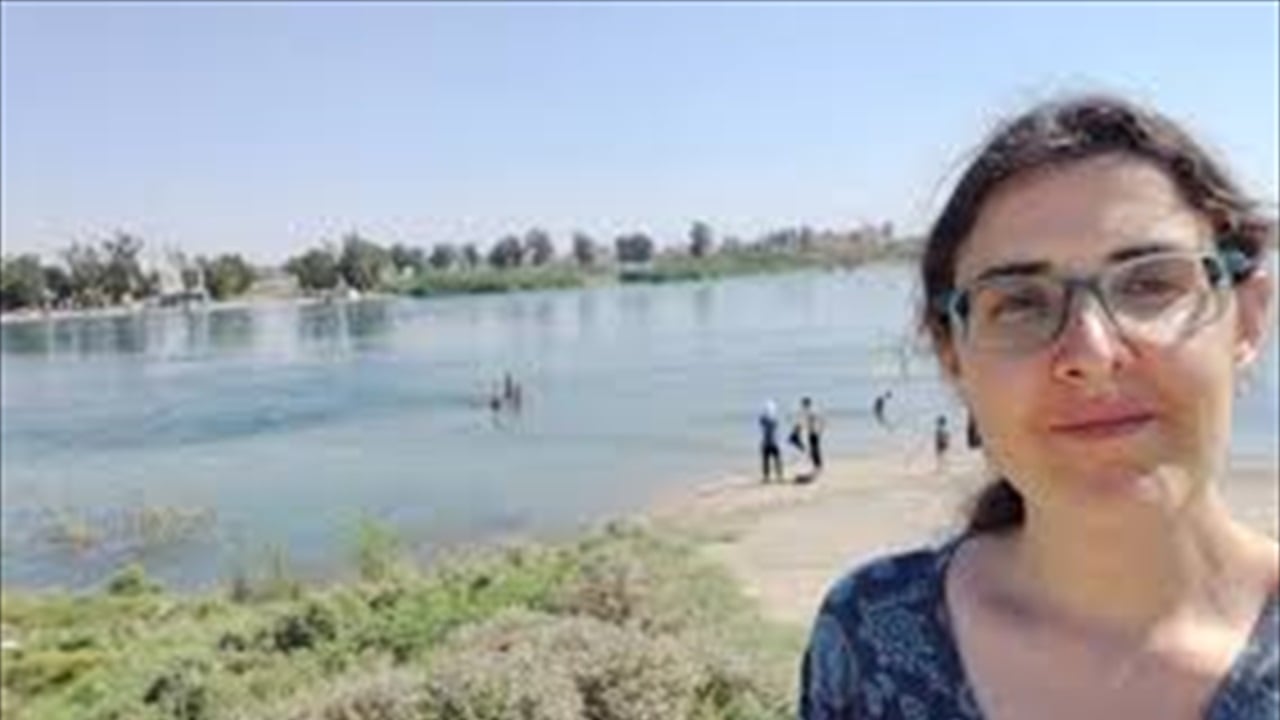الإسرائيليون يهاجمون &quot;تسوركوف&quot; ويتمنون خطفها مجددًا... والأخيرة تذكّر الكتائب بموقف سابق