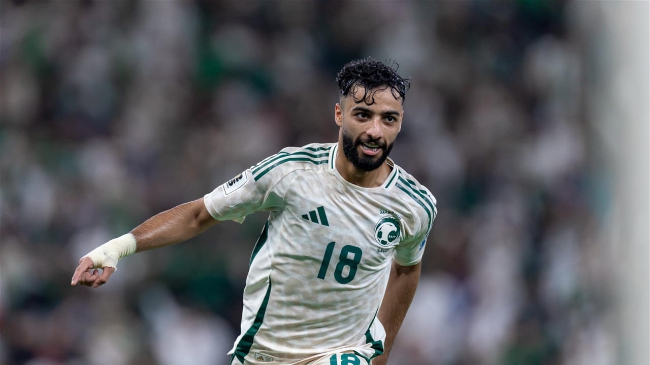 المنتخب السعودي يتنفس الصعداء.. نجم الأهلي يعود للمشاركة أمام العراق