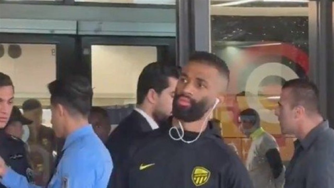 بغياب بنزيما.. الاتحاد السعودي يصل بغداد استعداداً لملاعبة الشرطة في أبطال آسيا