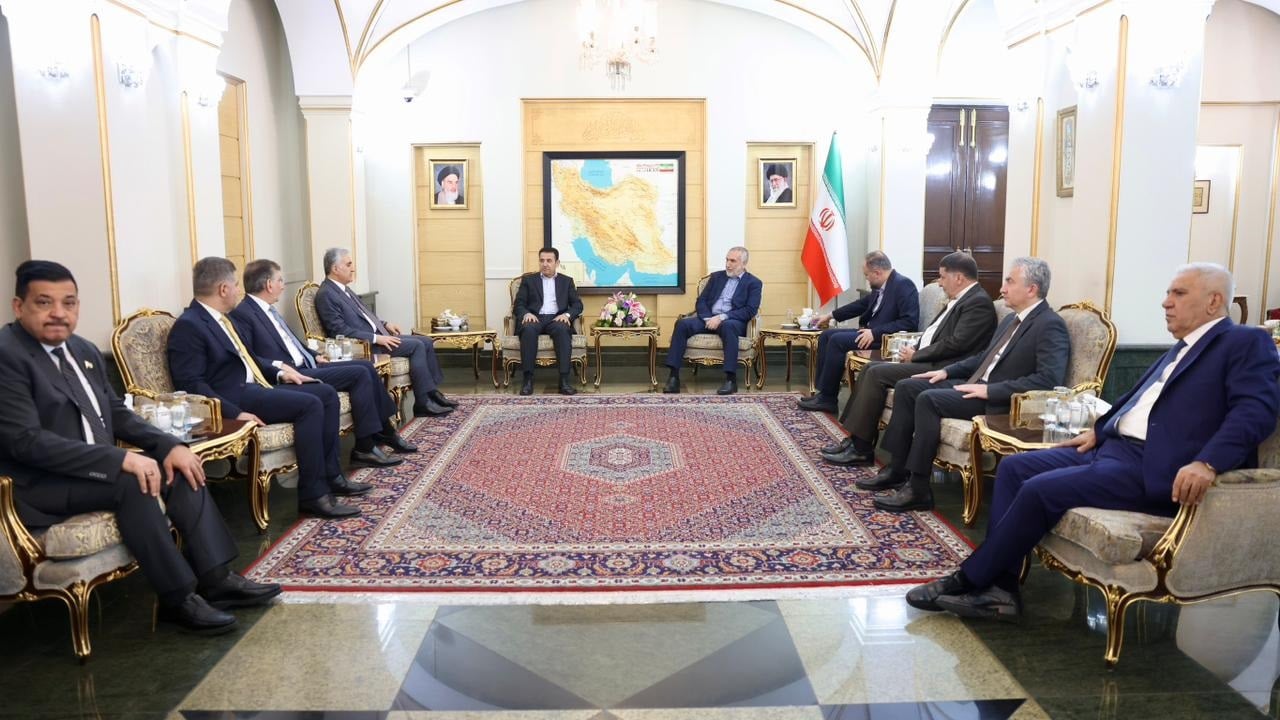 الأعرجي يصل طهران على رأس وفد أمني رفيع