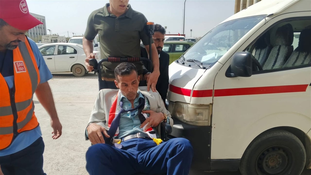 شجار بمجلس محافظة بابل يصيب احد أعضاء المجلس بنوبة قلبية (صور)
