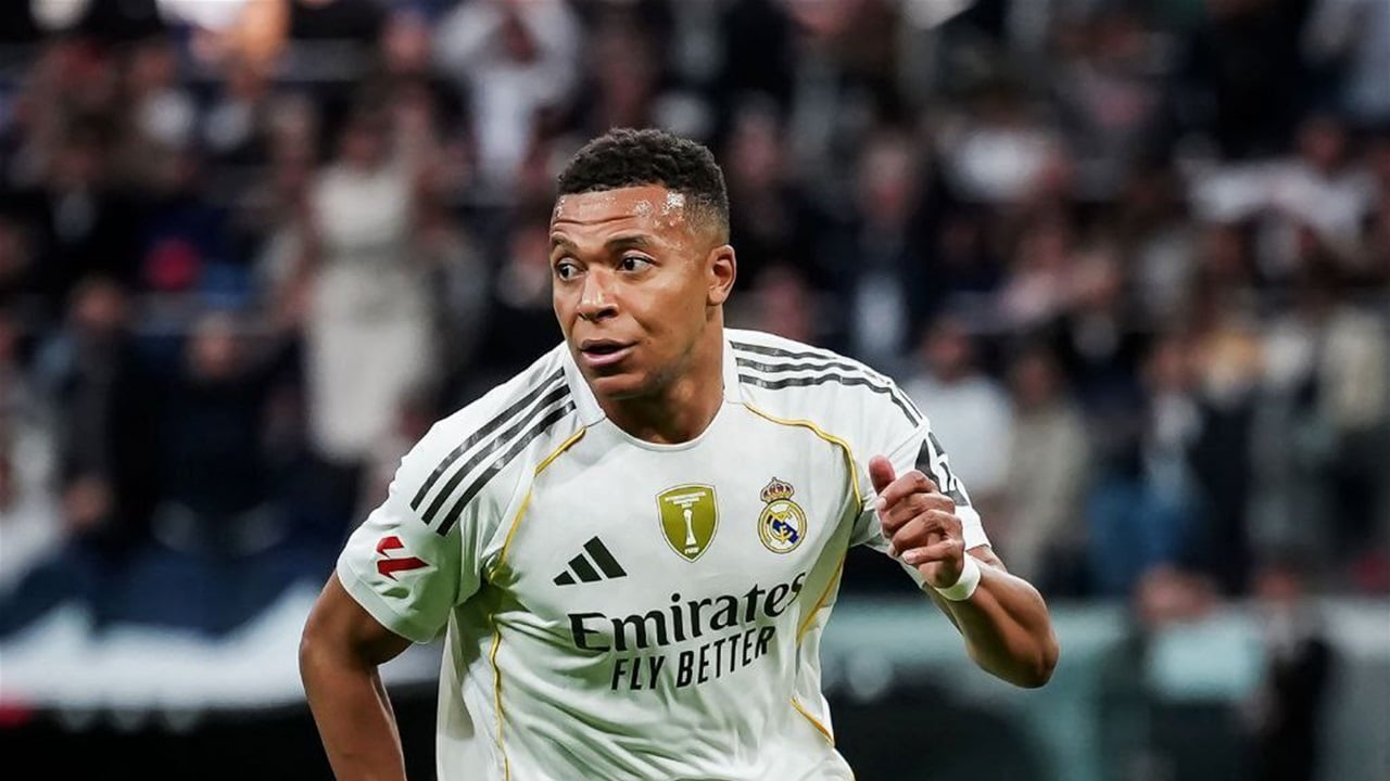 ريال مدريد يعزز صدارته للدوري الاسباني بعد انتصار مثير على برشلونة