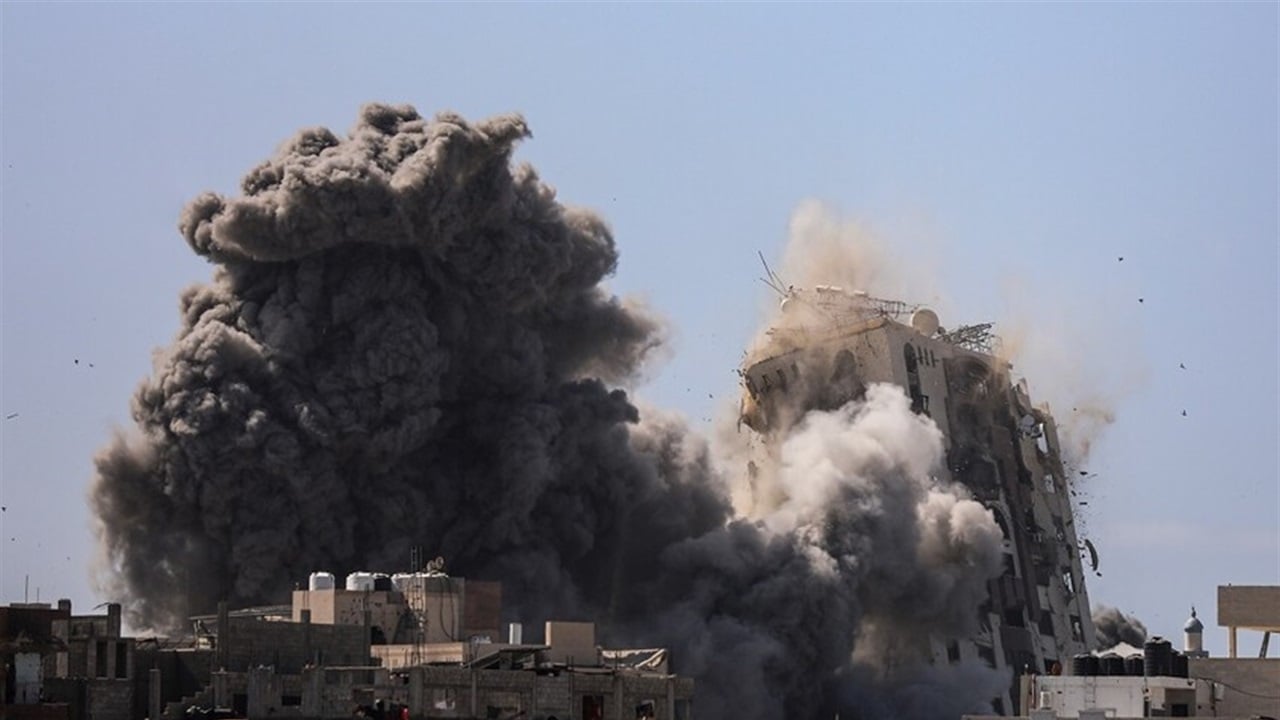 انفجارات عدة تهز مدينة غزة بعد غارات &quot;إسرائيلية&quot;