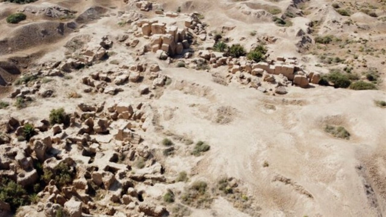 المناخ يهدد باندثار مهد الحضارات.. الملح &quot;يأكل&quot; اثار بابل وأور