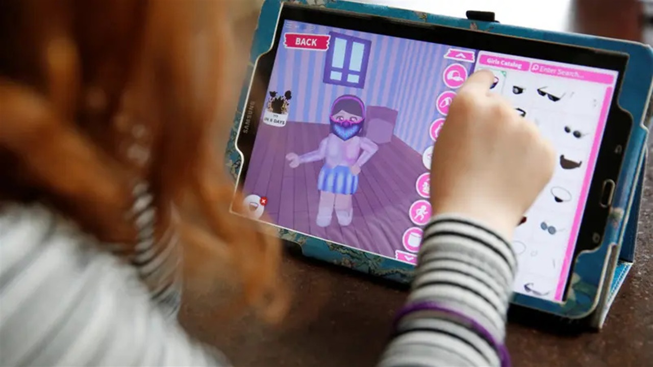 على خطى المركز.. إقليم كردستان يقرر حظر لعبة روبلوكس