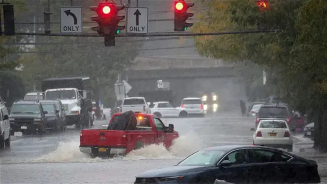 كميات ساعات تجمعت وسقطت بـ10 دقائق.. الامطار تقتل شخصين بنيويورك