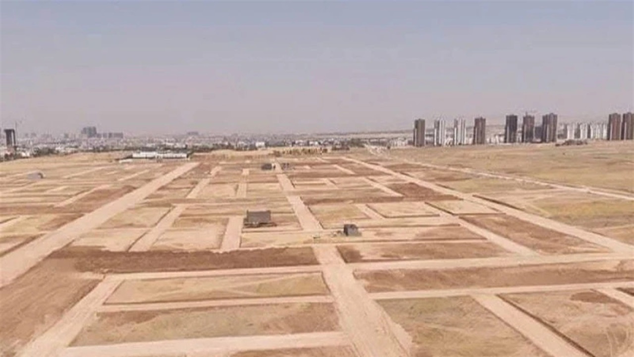 قطع أراضي منتسبي التربية.. محافظتان تكملان التوزيع وأخرى تواجه تحديات المادة 140