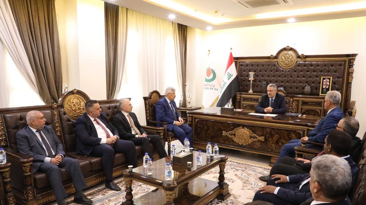 النفط تعلن تخصيص قطع أراض سكنية للعاملين في التشكيلات النفطية في البصرة