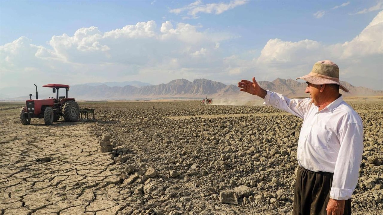 &quot;الوضع خطير&quot;.. إيران تدعو مواطنيها لترشيد استهلاك المياه الى 20%