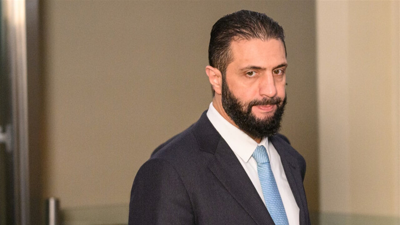 الشرع يصل إلى الولايات المتحدة في زيارة رسمية