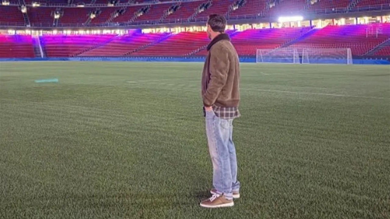 ميسي يطلق رسالة مؤثرة من قلب كامب نو