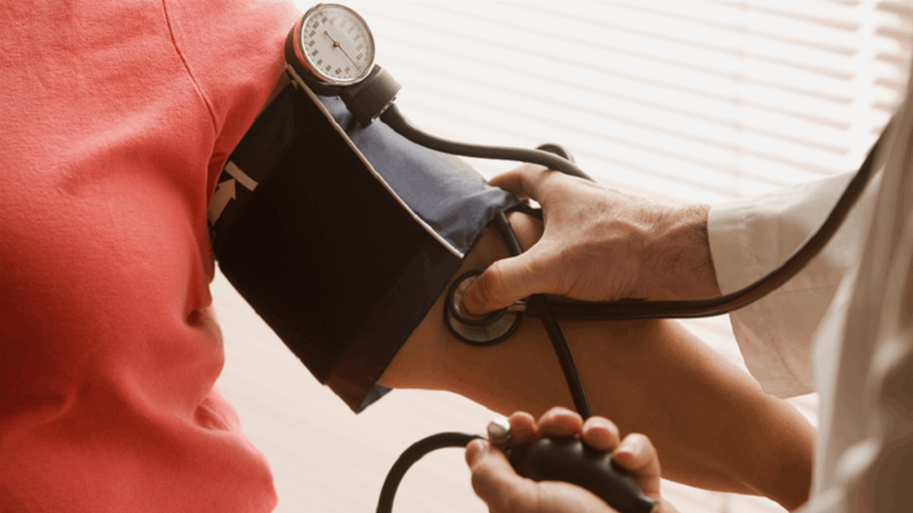 يسيطر على ضغط الدم طوال اليوم.. اكتشاف طبي غير مسبوق