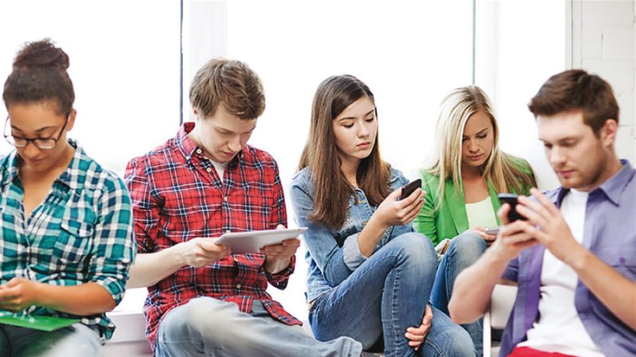 المادة الرمادية في الدماغ.. النضوج المبكر للقدرات الذهنية في سن المراهقة