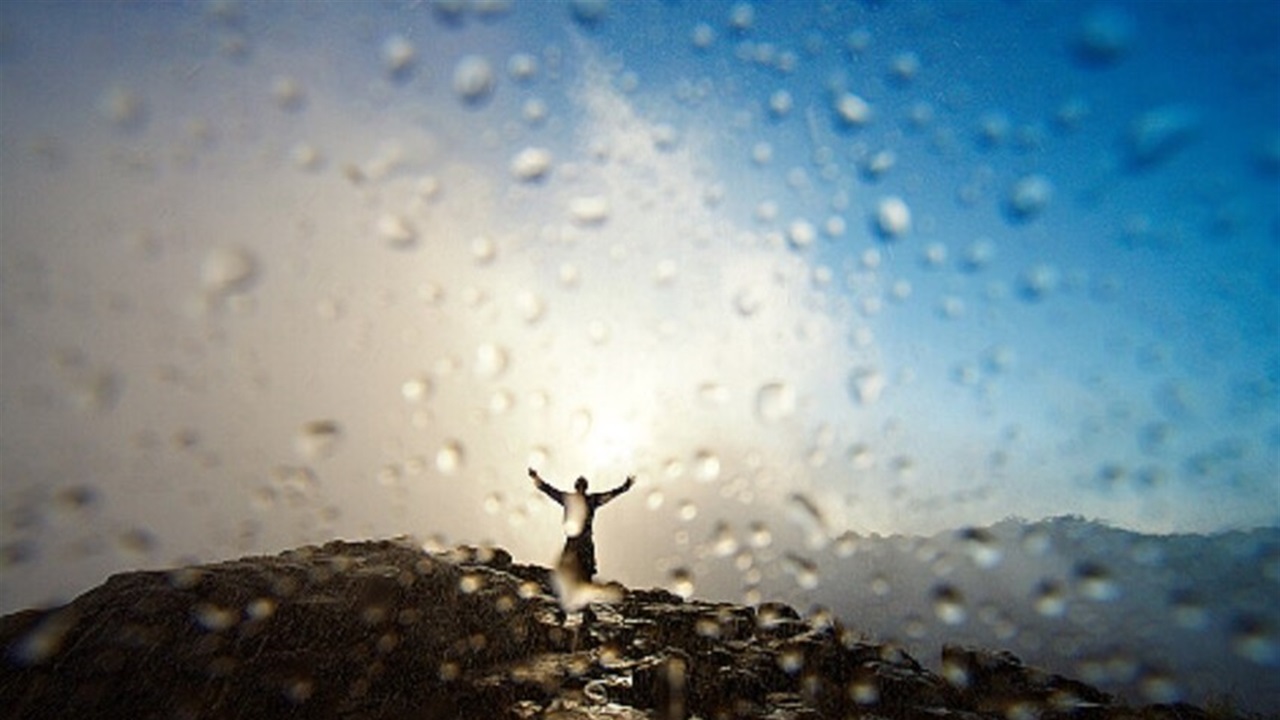 السعودية تدعو لإقامة صلاة استسقاء غداً بسبب الجفاف 