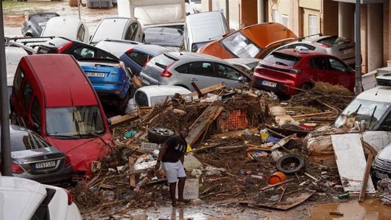 قتلى و1000 حادث.. العاصفة &quot;كلوديا&quot; تطفئ كهرباء البرتغال