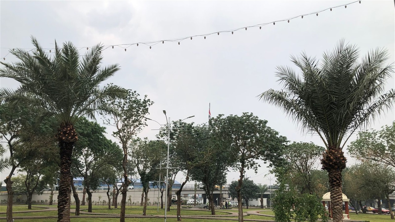 الأمطار تزور بغداد بعد صيف لاهب.. شوارع العاصمة بعد أول موجة (صور)