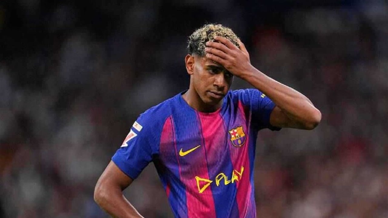 شبيه لامين يمال يثير جدلا ويشعل مواقع التواصل (صور)