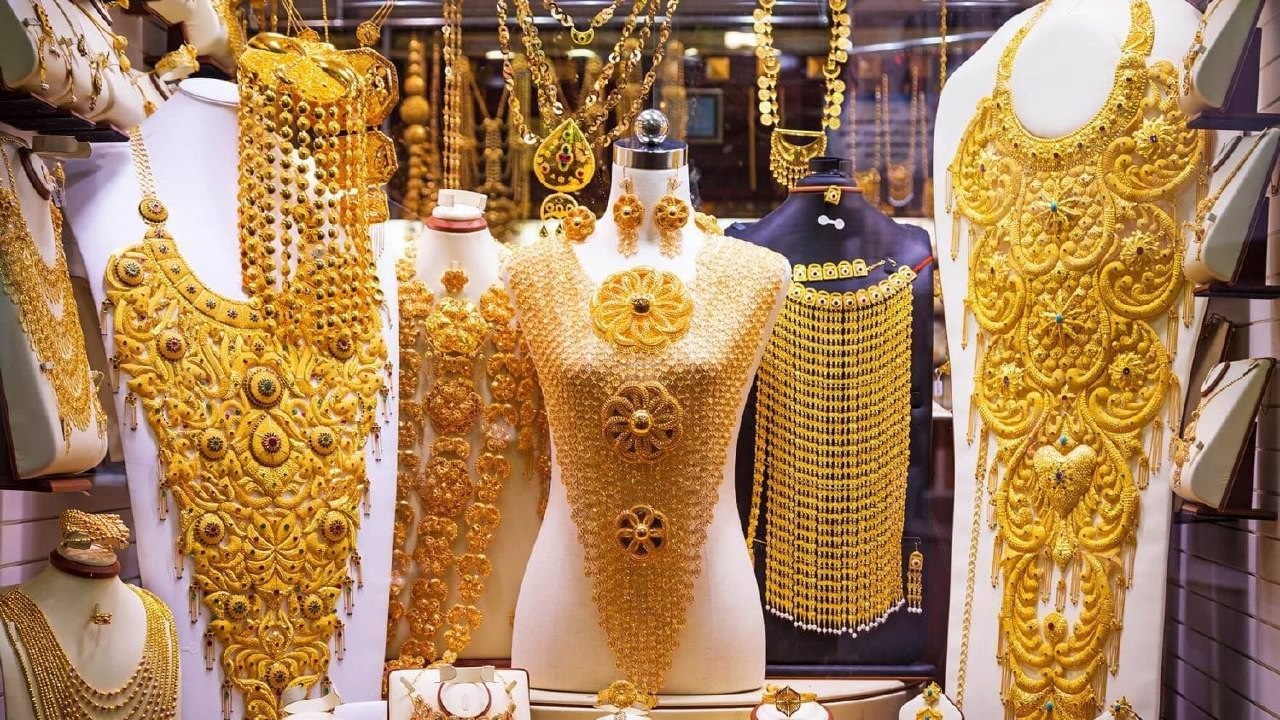 الذهب ينخفض مجددا في العراق