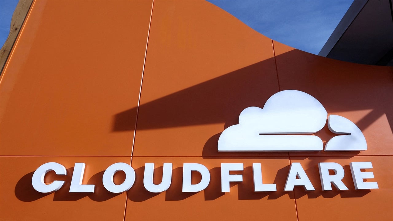 عطل مفاجئ في &quot;Cloudflare&quot; يشل عمل المواقع الالكترونية