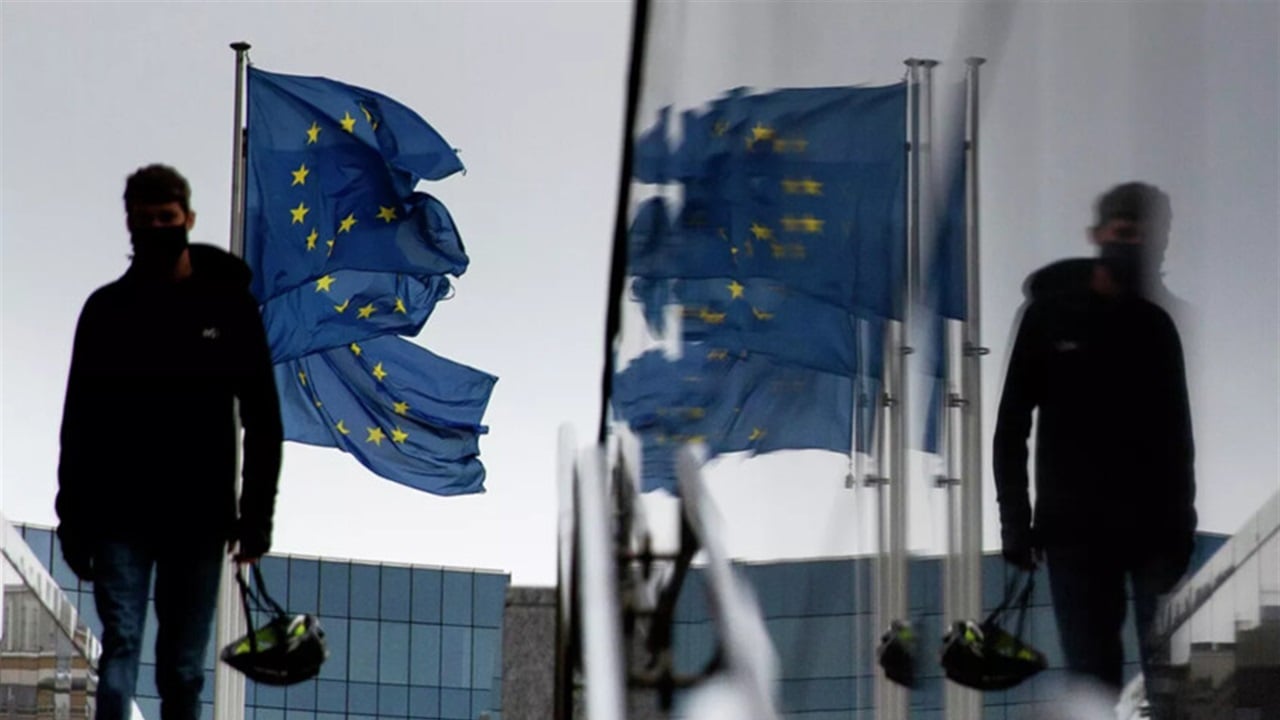 الاتحاد الأوروبي يندد بالخطة الأمريكية لتسوية نزاع أوكرانيا: غير واقعية 