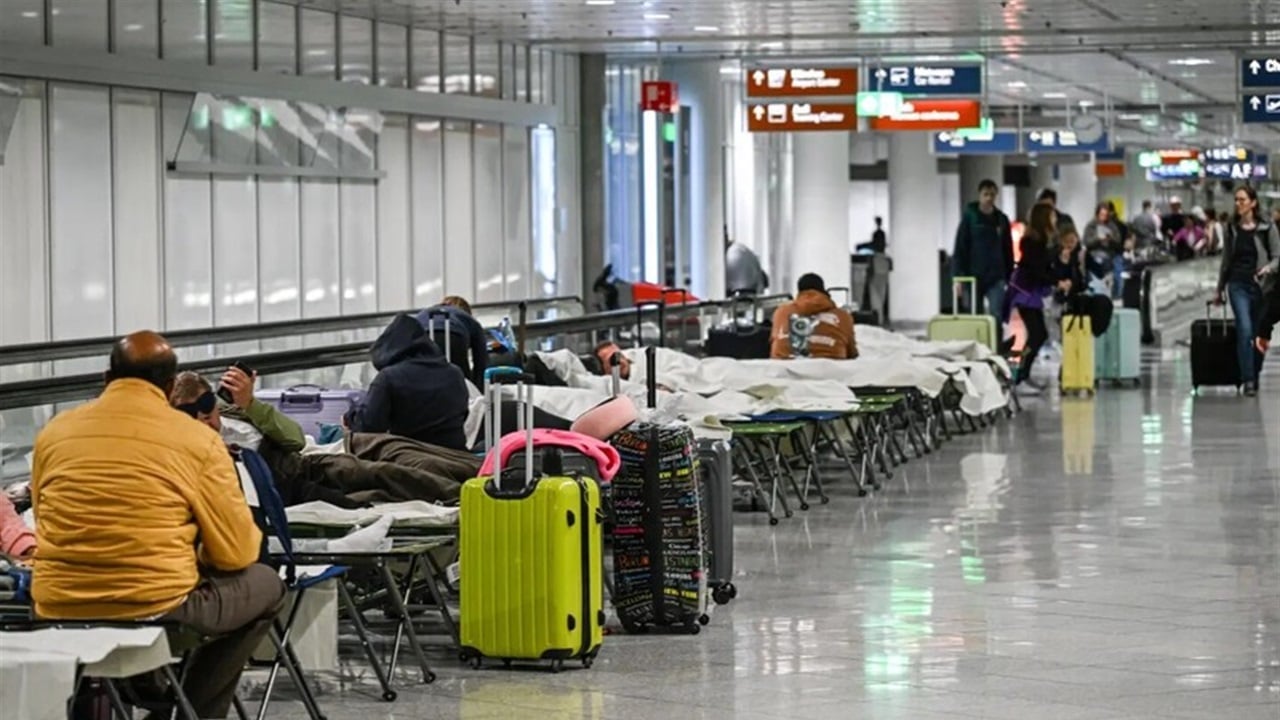 ​79 بالمئة من المسافرين في الامارات عرضة لسرقة بيانات وهجمات سيبرانية