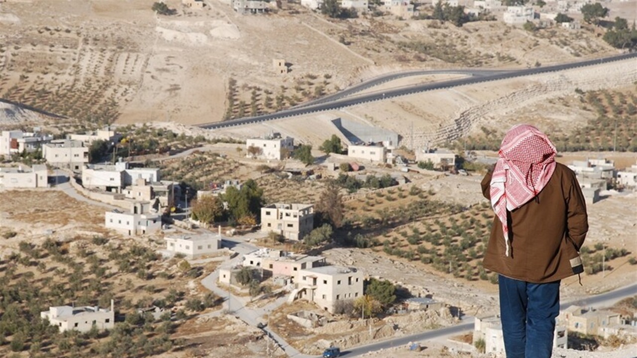 &quot;أمر&quot; إسرائيلي بالاستيلاء على أكثر من 77 دونما من الأراضي الفلسطينية 