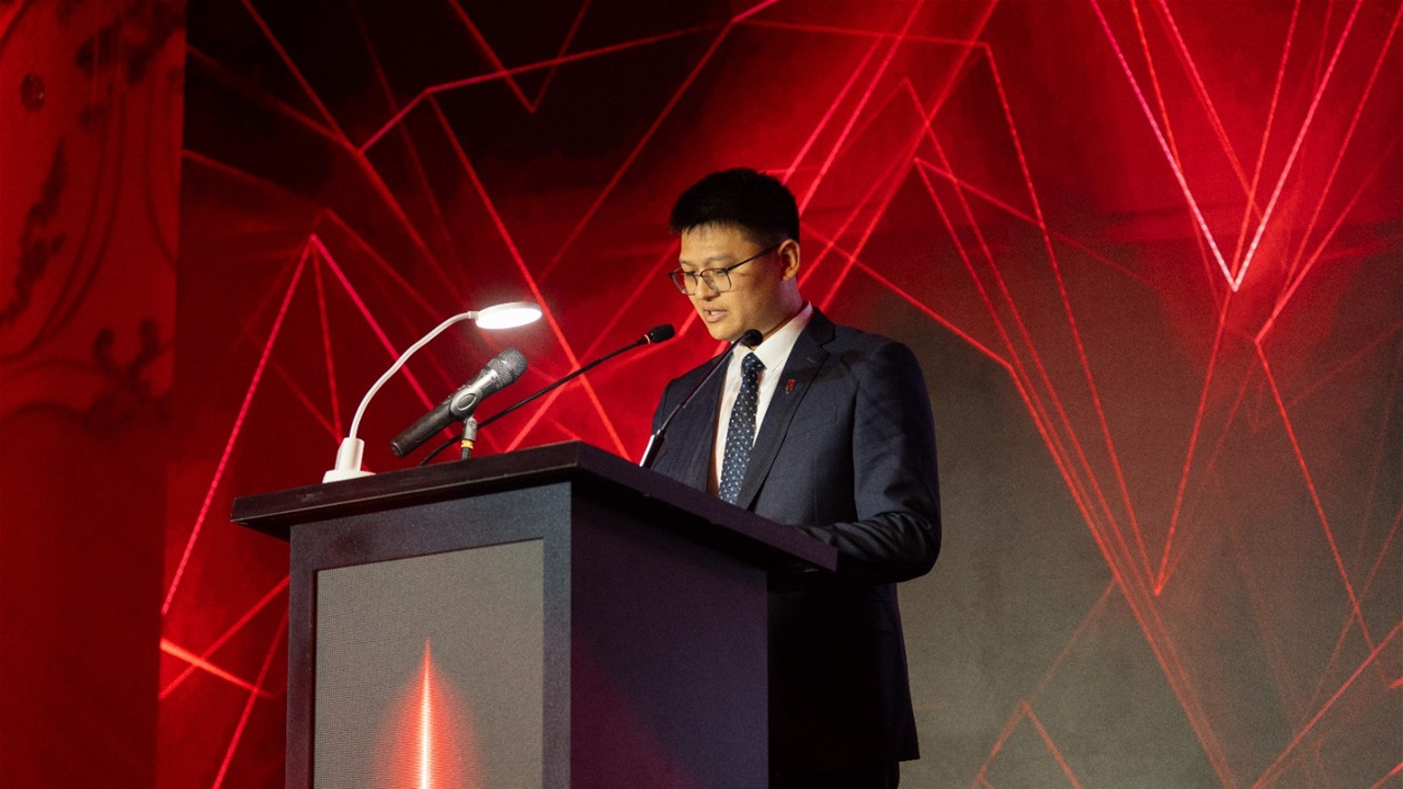 &quot;هونغ شي&quot; في بغداد