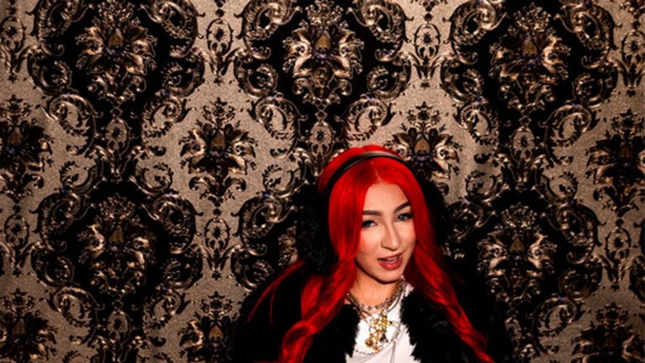 بظروف غامضة.. مقتل مغنية مشهورة في لوس أنجلوس