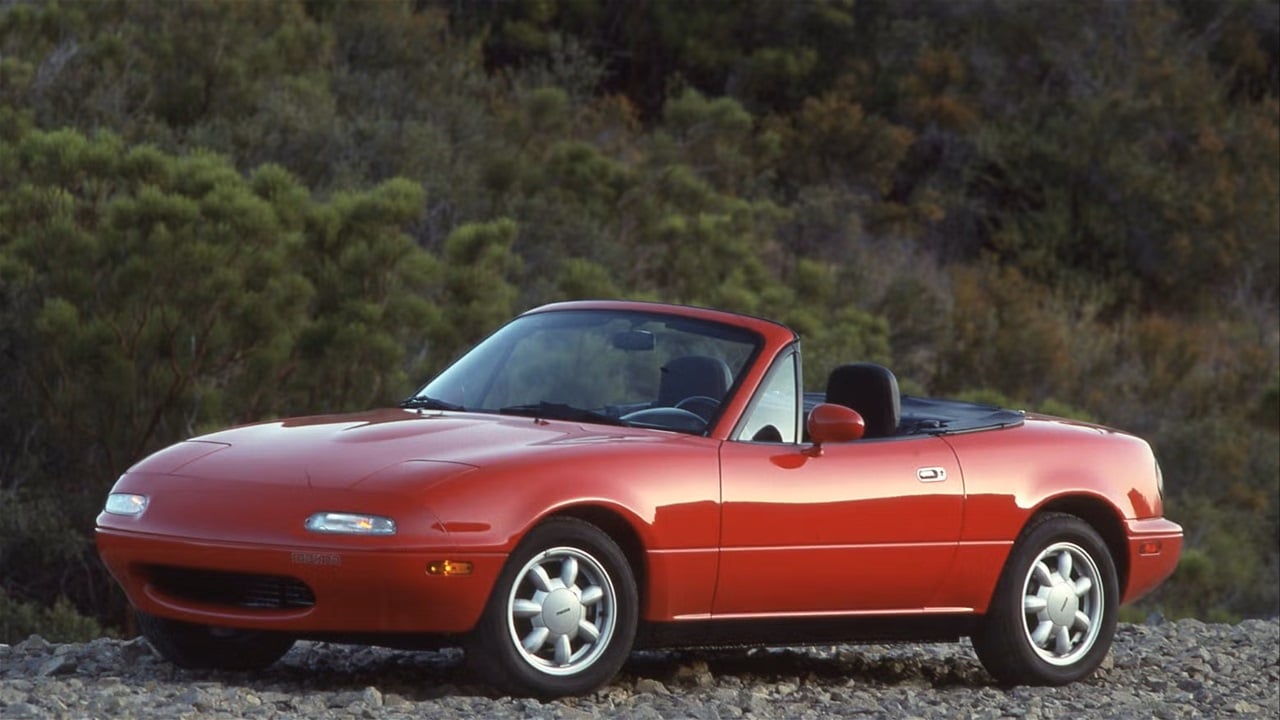 من الصفر إلى المجد: سيارات وُلدت من الفشل وأصبحت أساطير