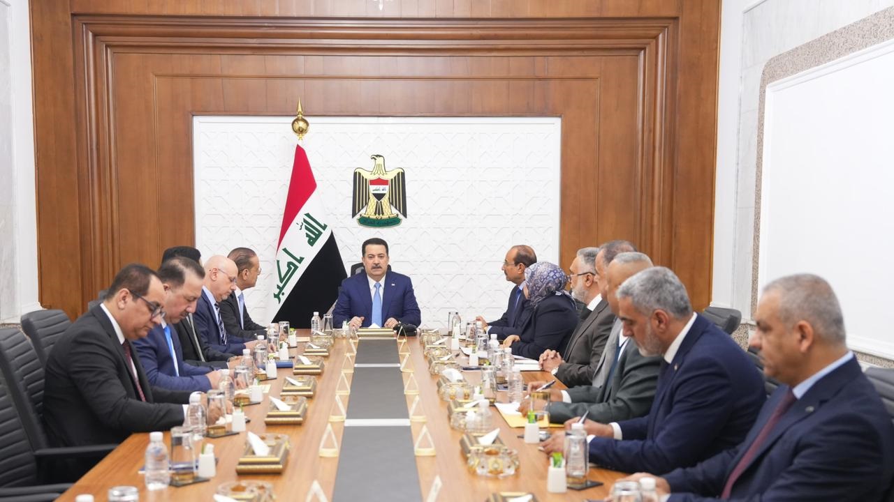 اجتماع حكومي لبحث مشاريع الطاقة الشمسية والمقاييس الذكية في بغداد