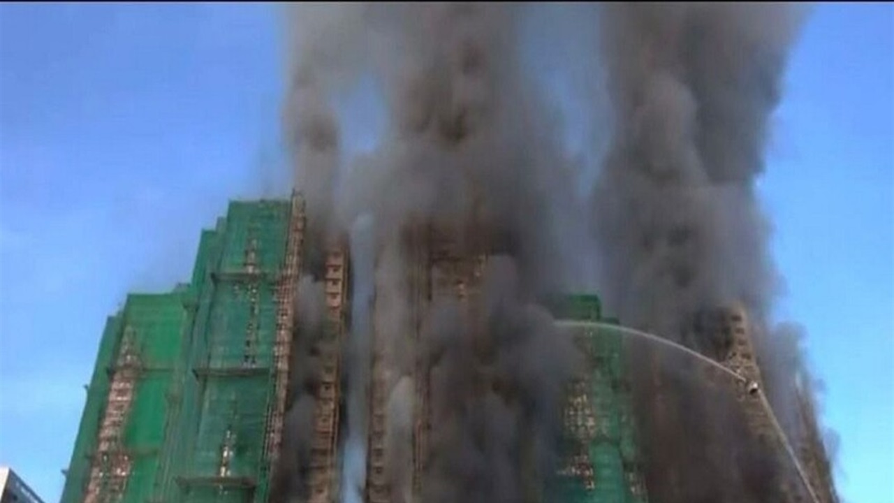 حريق مجمع سكني في هونغ كونغ.. حصيلة الضحايا تصل لـ35