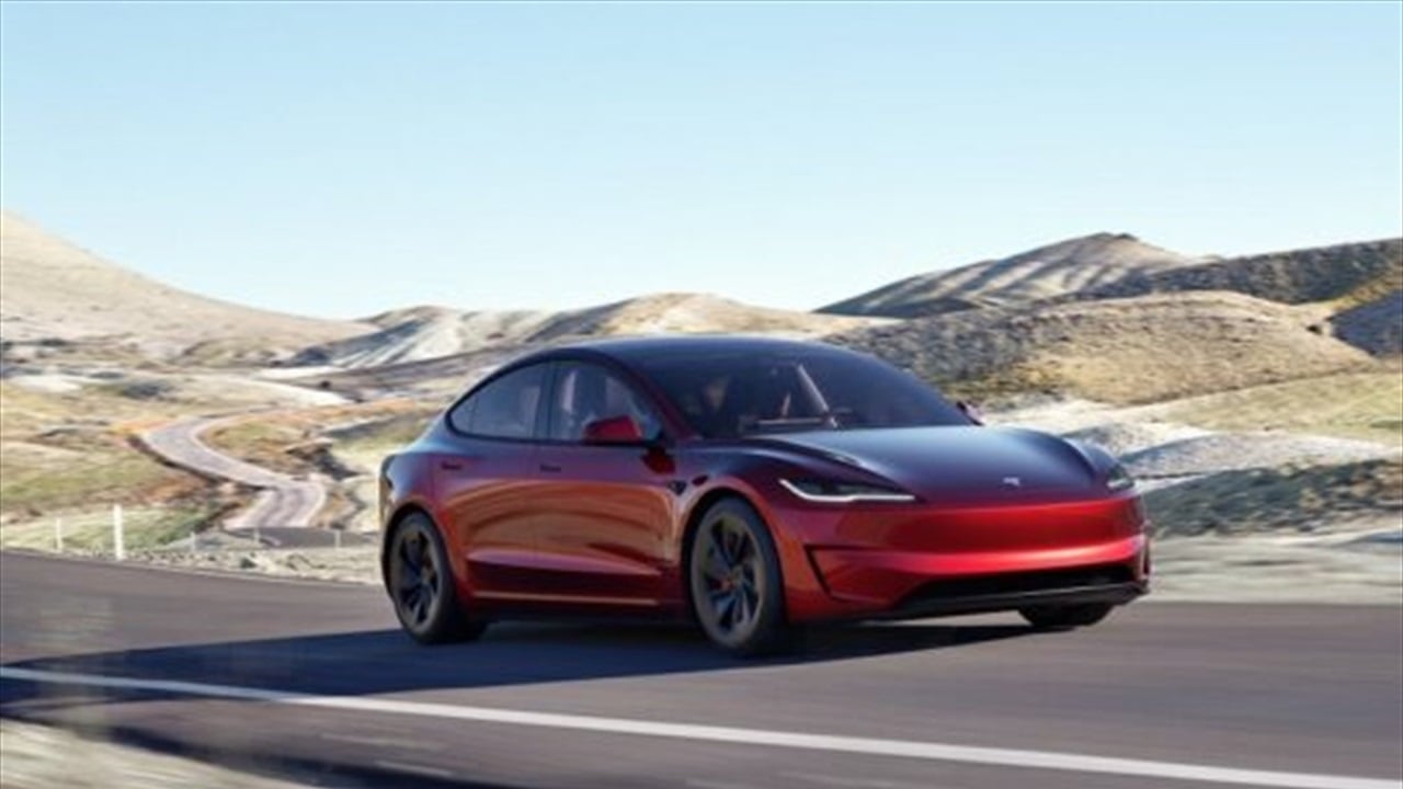 دعوى جديدة على تسلا.. عيب خطير في الأبواب