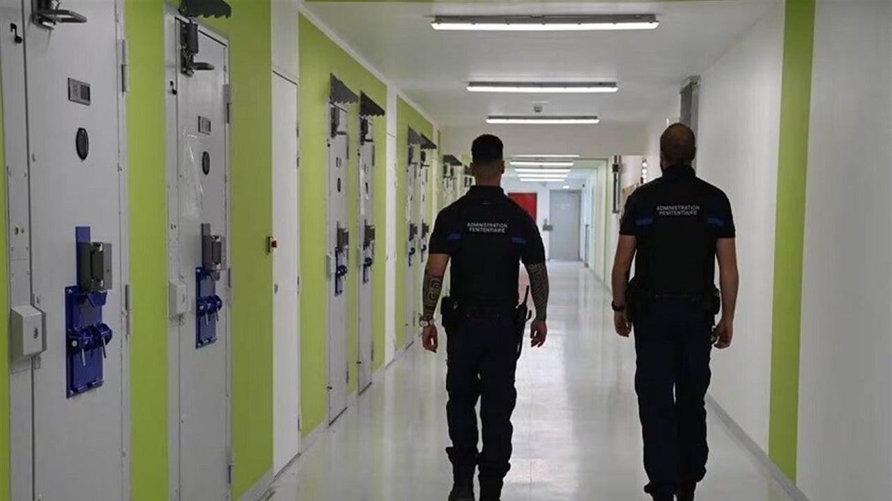 فرار محتجزين من سجن فرنسي