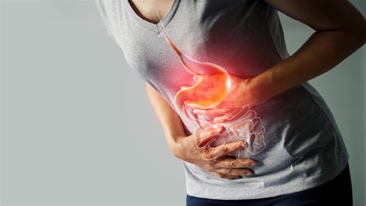 تخلّصوا من عسر الهضم بهذه العادات البسيطة قبل النوم