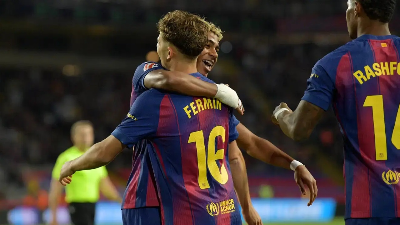 متصدر الليجا مؤقتاً.. برشلونة يتجاوز ألافيس بثلاثية 