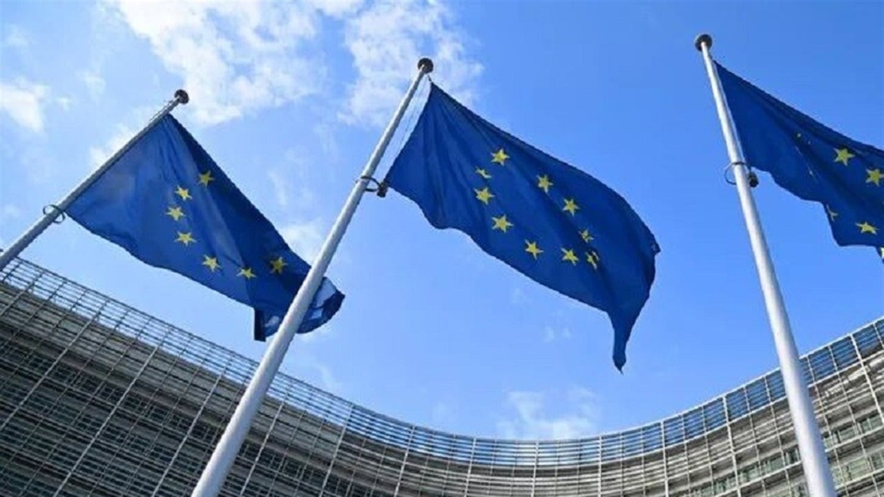 استقالة مسؤول بالاتحاد الأوروبي على خلفية فساد