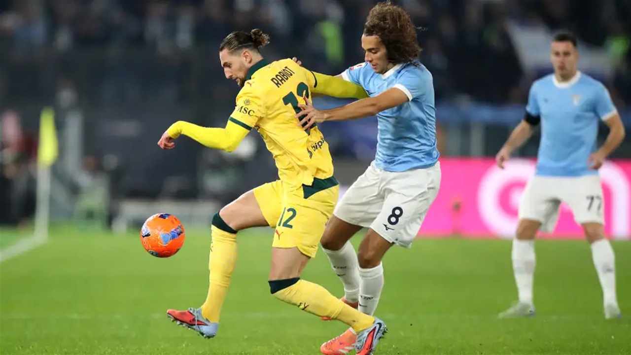 لاتسيو يدفع ميلان خارج كأس إيطاليا