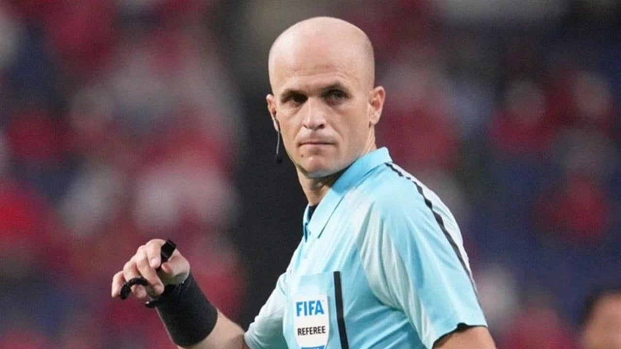 حكم أردني يقود مباراة العراق والسودان اليوم