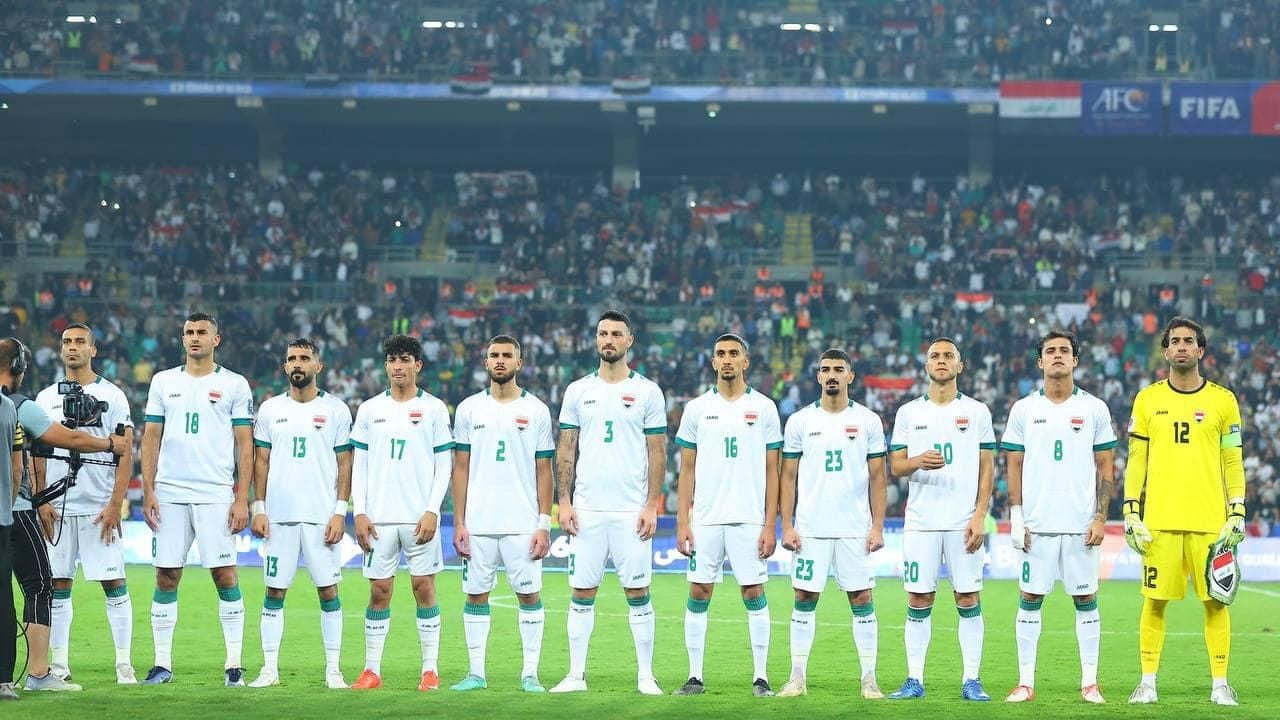 كأس العرب: الأولمبية تزوّد المشجعين العراقيين بمستلزمات التشجيع في الدوحة