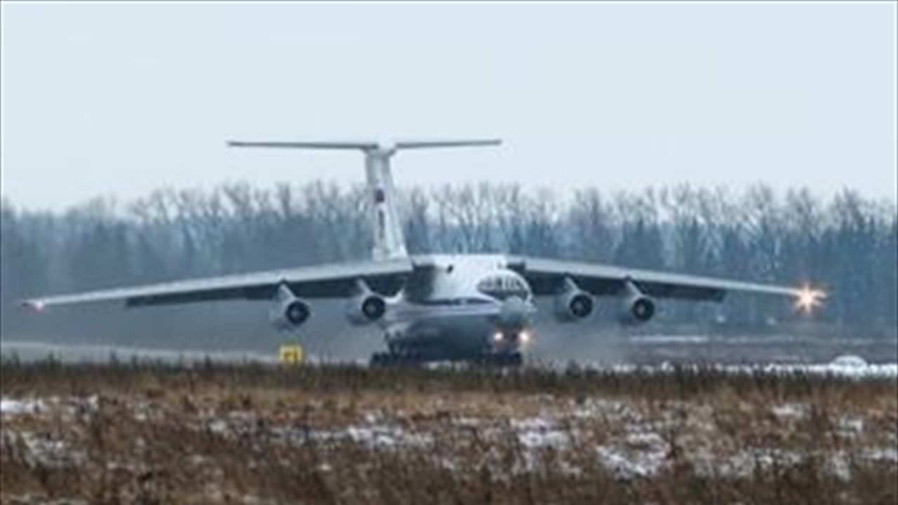 روسيا.. رحلة تجريبية تتسبب بتحطم طائرة نقل عسكرية 