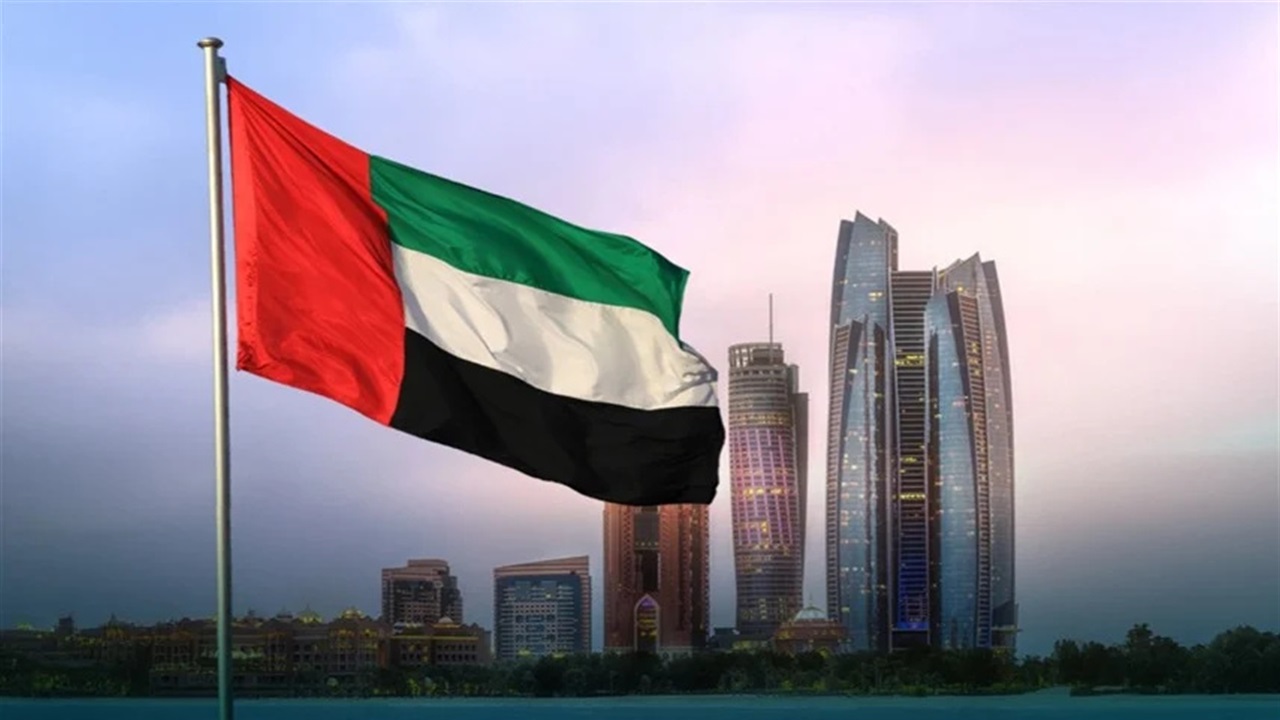 الإمارات تحظر السفر الى دولة مالي