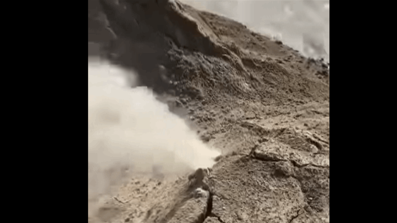 ظاهرة &quot;غريبة&quot; في السماوة: بخار ماء ساخن وهواء حار بعد الأمطار! (فيديو)