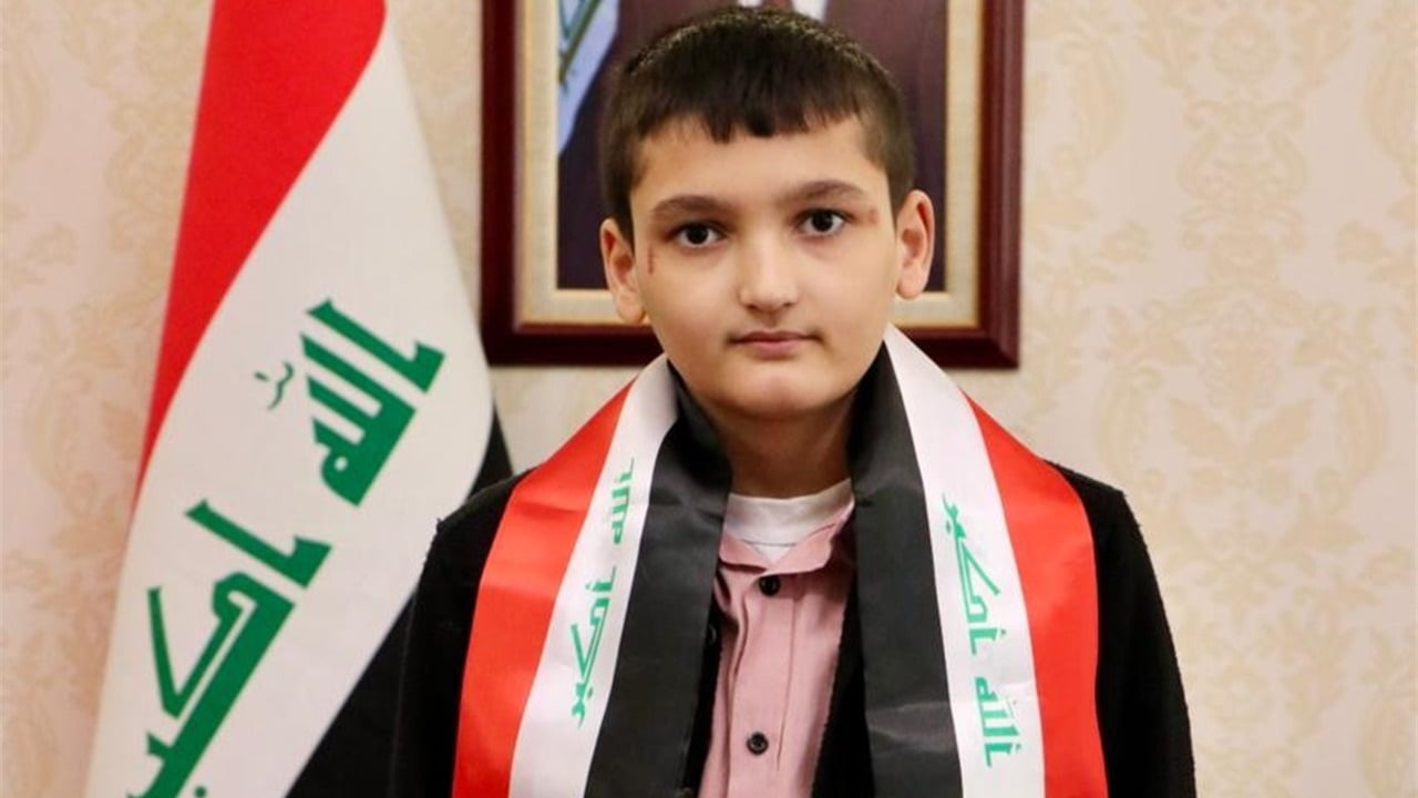 بالصور.. لحظة إعادة الطفل العراقي المختطف لدى داعش منذ 2014