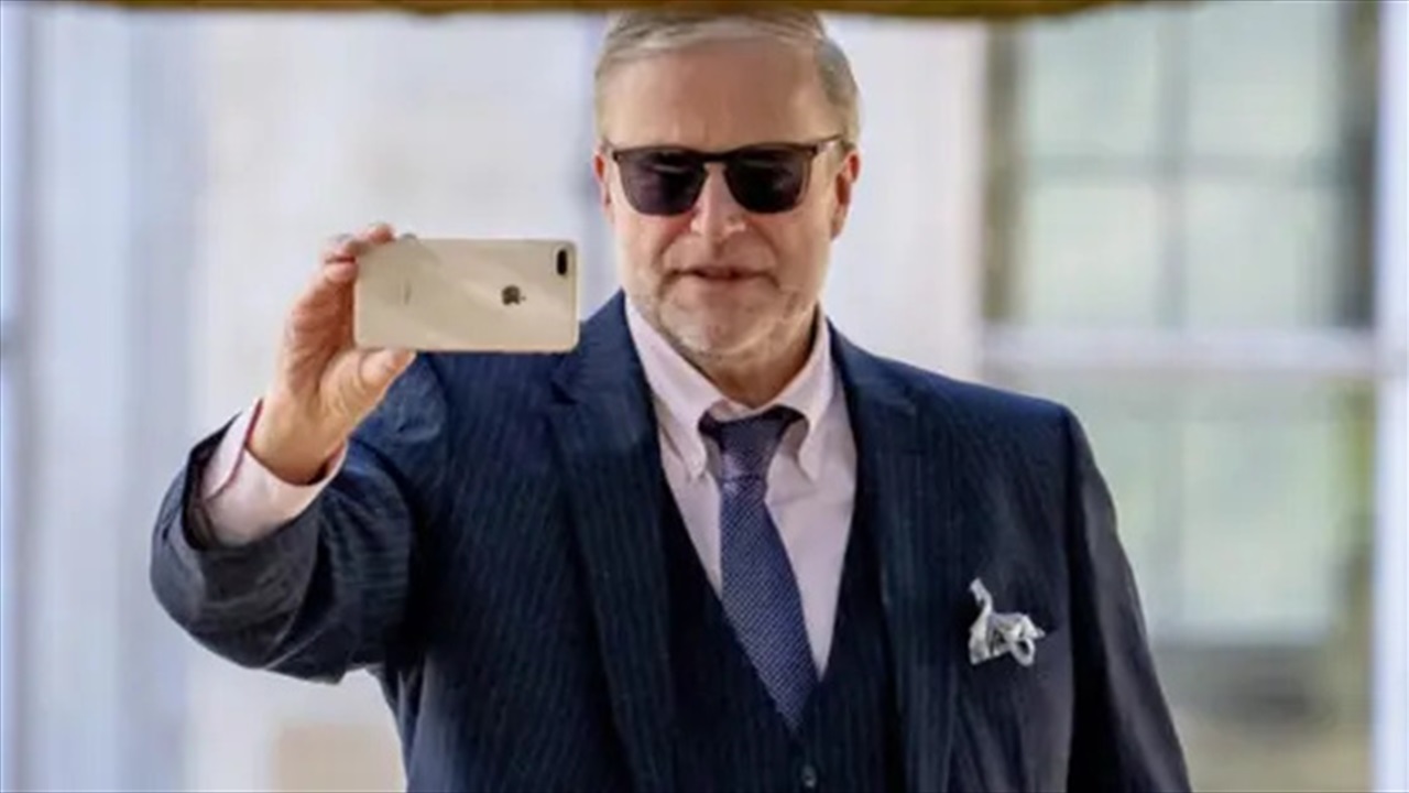 الاطاحة باكبر محتال عاطفي.. جنى 1.3مليون دولار من النساء باسم "الحب" 