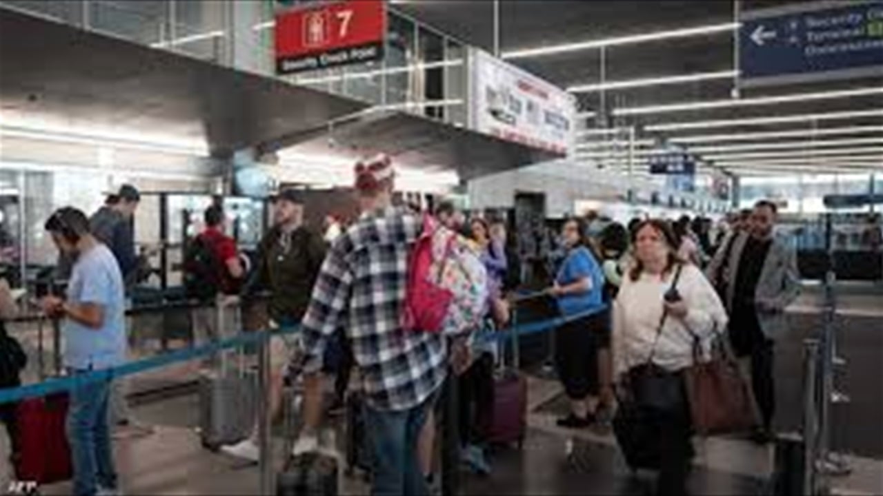 العدد ارتفع الى 40.. ترامب يضيف 20 دولة جديدة لقائمة "الحظر وتقييد السفر" الى اميركا