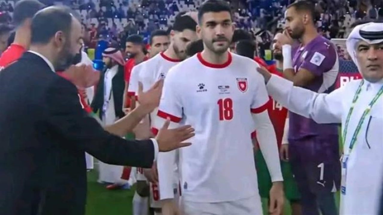 لاعب الأردن يعتذر بعد موقف "الممر الشرفي"