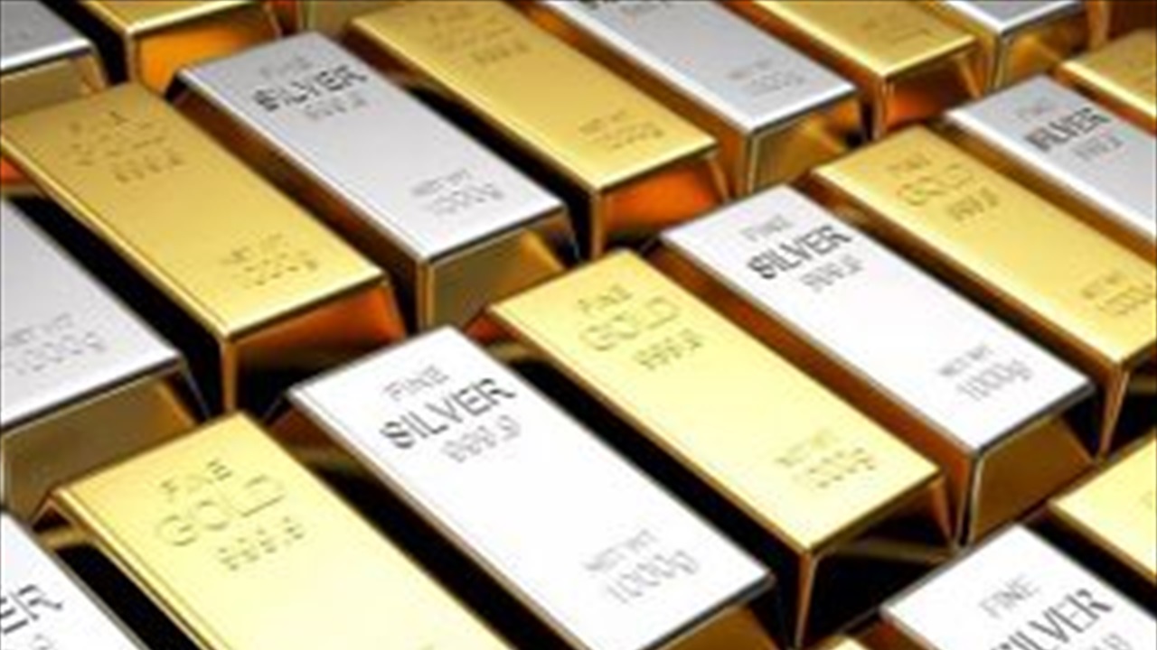 ذروة قياسية للفضة ومكاسب أسبوعية للذهب.. تفاصيل الاسواق الآمنة